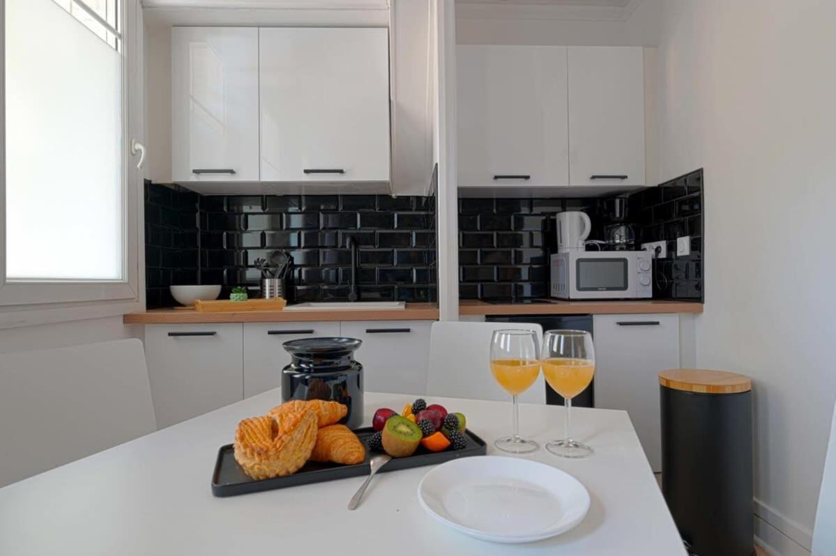 Charmant 2 Pieces A Issy Les Moulineaux Экстерьер фото